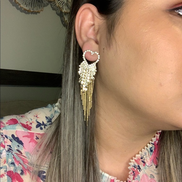 Champagne gold needle love tassel long earrings - Picture 8 of 15